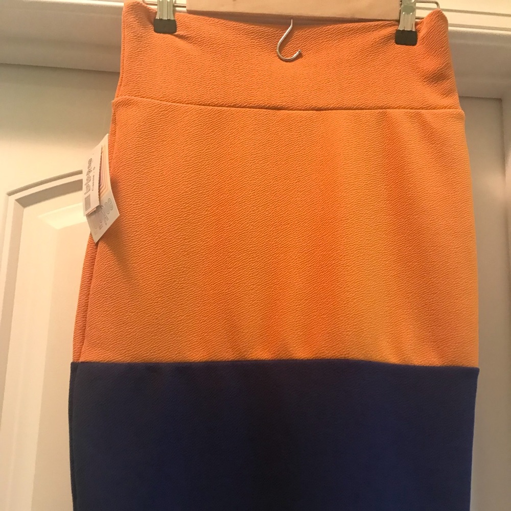 Lularoe Small Cassie NWT